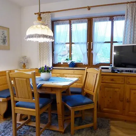 Landhaus-haid-fewo-enzian *
